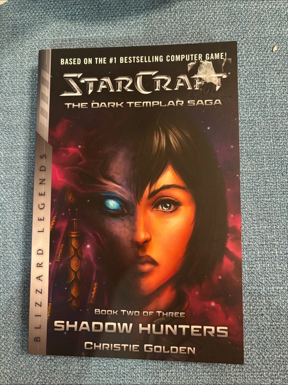 StarCraft: The Dark Templar Saga — Shadow Hunters (Black, Purple)